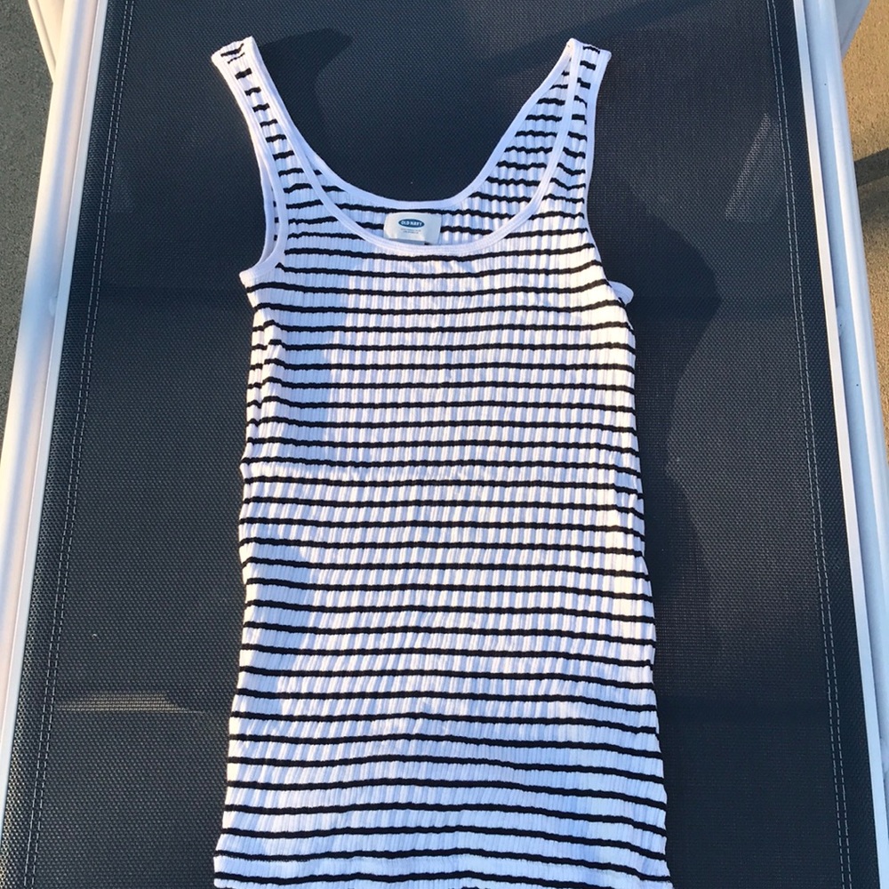 Black and white tank top